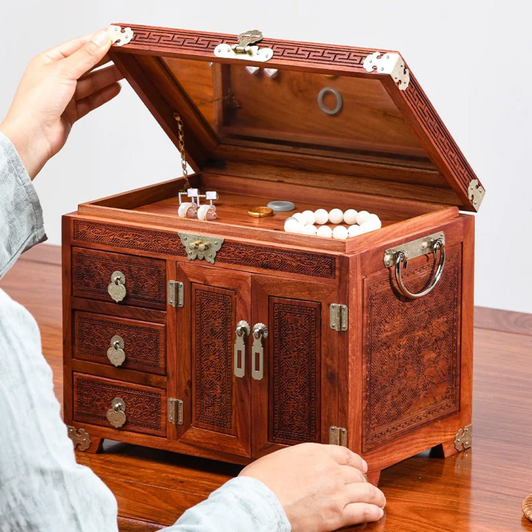 You Absolutely NEED a Wooden Jewelry Box: Hereās Why!