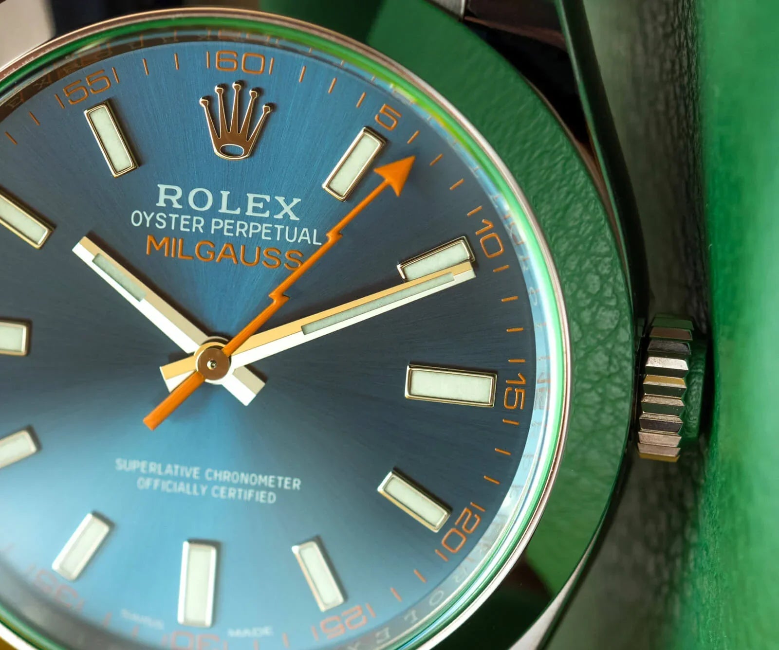 Best Watch Winder for Rolex: A Collector's Buying Guide