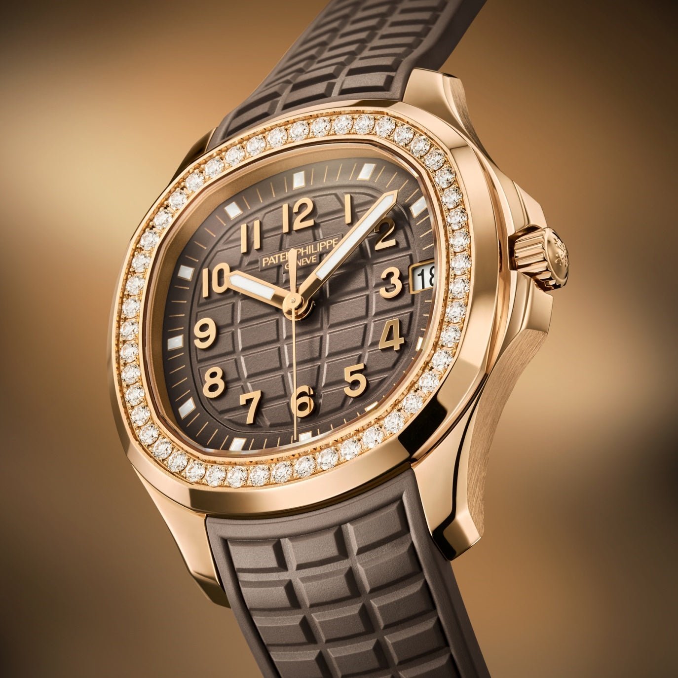 Update Review Patek Philippe Aquanaut 5268 200R A Christmas Luxury