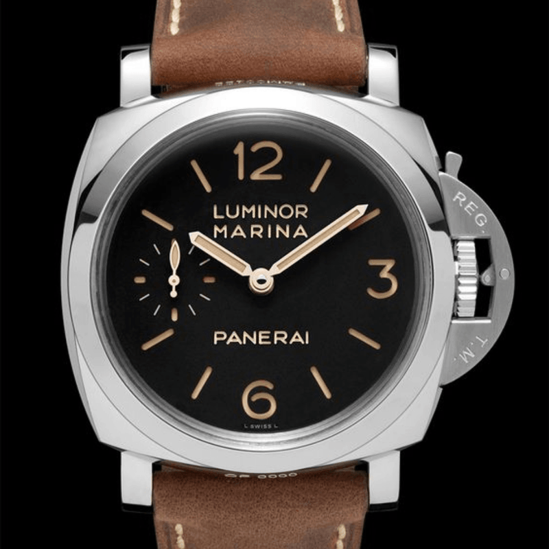 Panerai vs Breitling: A Battle of Horological Titans