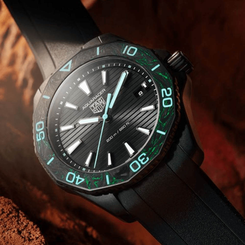 Tag Heuer Aquaracer vs Omega Seamaster: Which Luxury Dive Watch Reigns Supreme? (2023 Review)