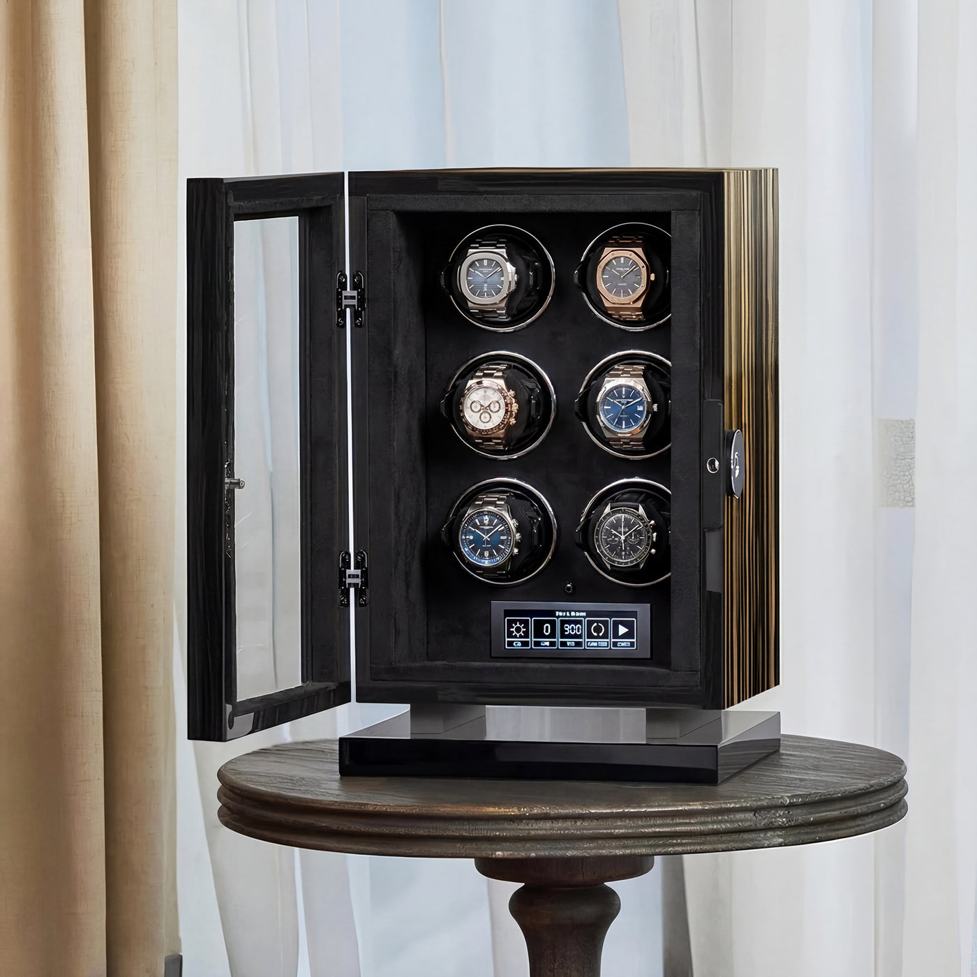 Impresario™ Series 6 Watch Winder – detail view