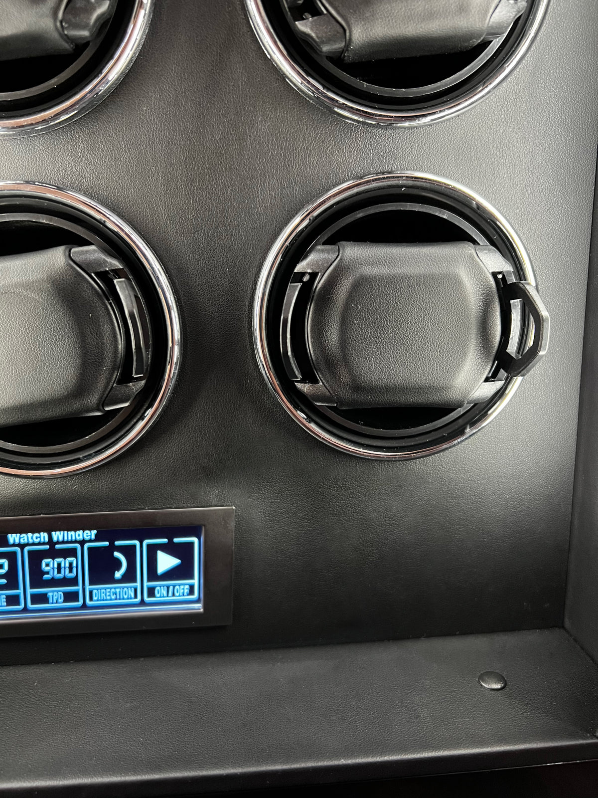 Virtuoso™ Series 12 Watch Winder