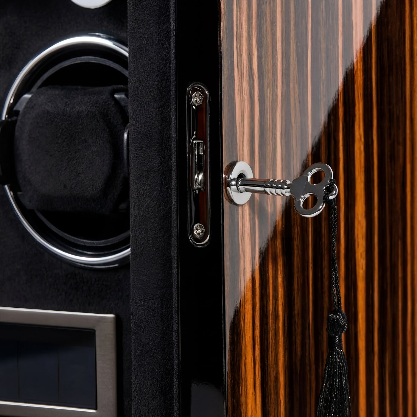 Virtuoso™ Series 12 Watch Winder